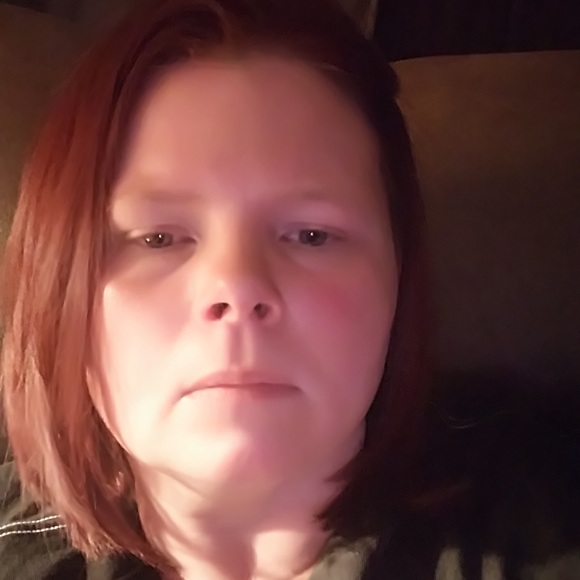 Meet your Posher, Melissa - Picture 1 of 1